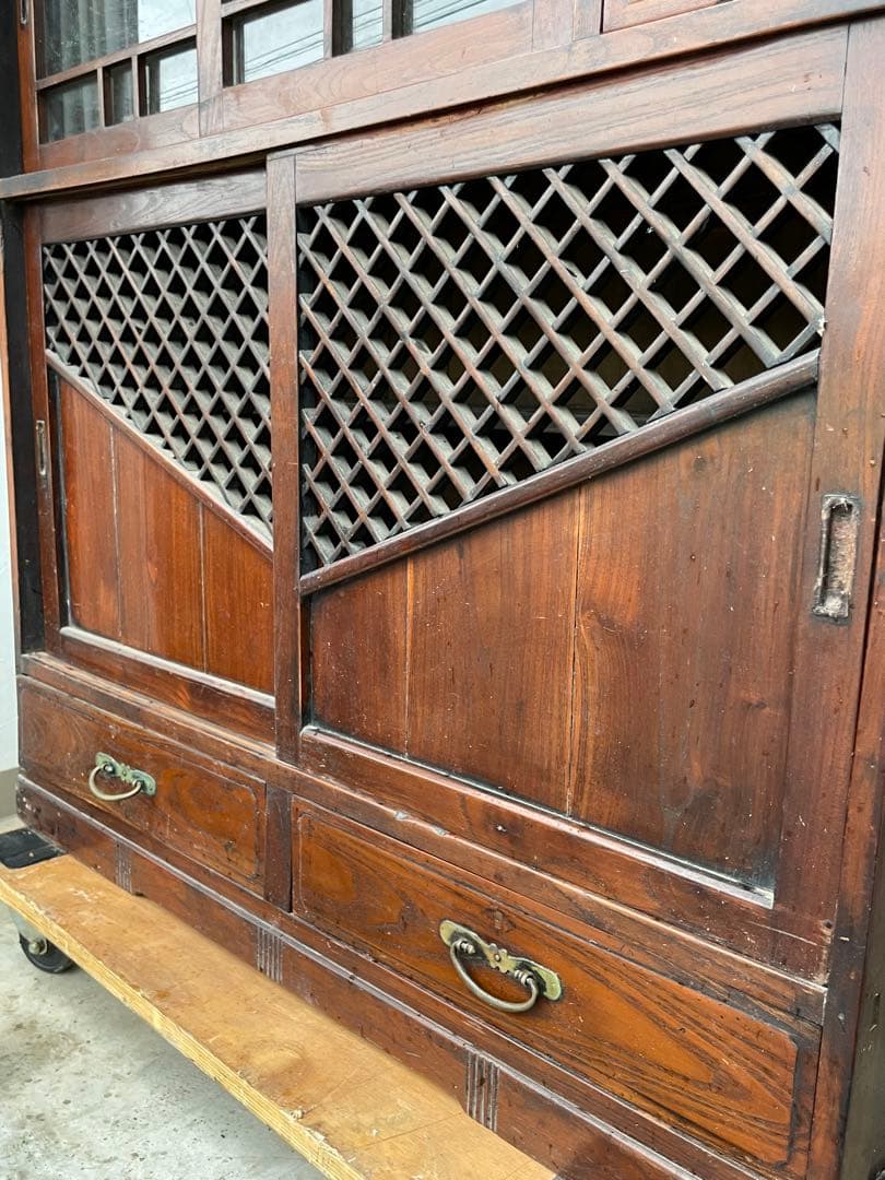 中国で購入した古い箪笥　唐木　購入前にコメント下さい