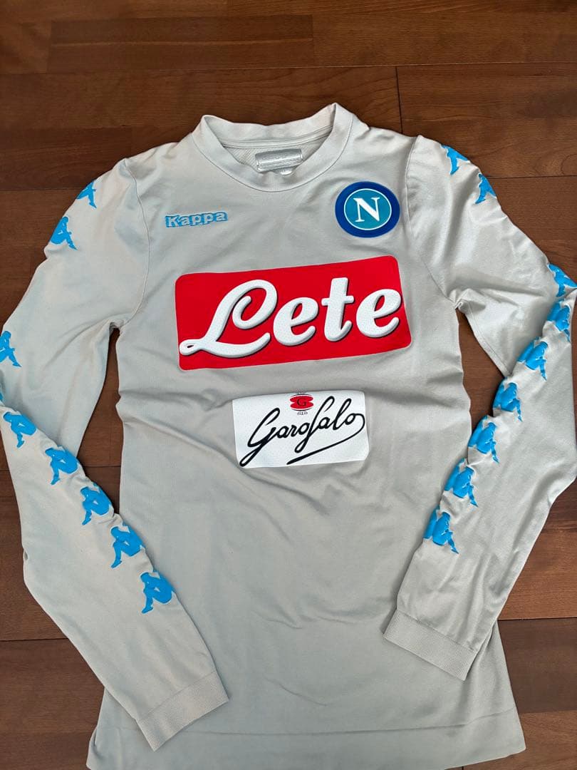 ナポリ Kappa 長袖シャツとショーツセット