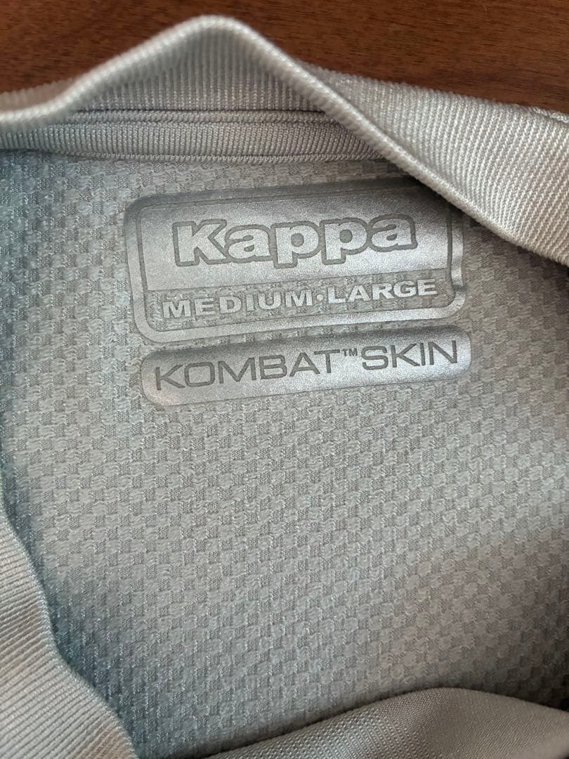 ナポリ Kappa 長袖シャツとショーツセット