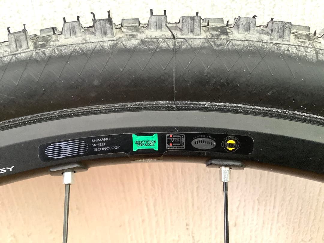 SHIMANO 26 インチ MTBホイールセット