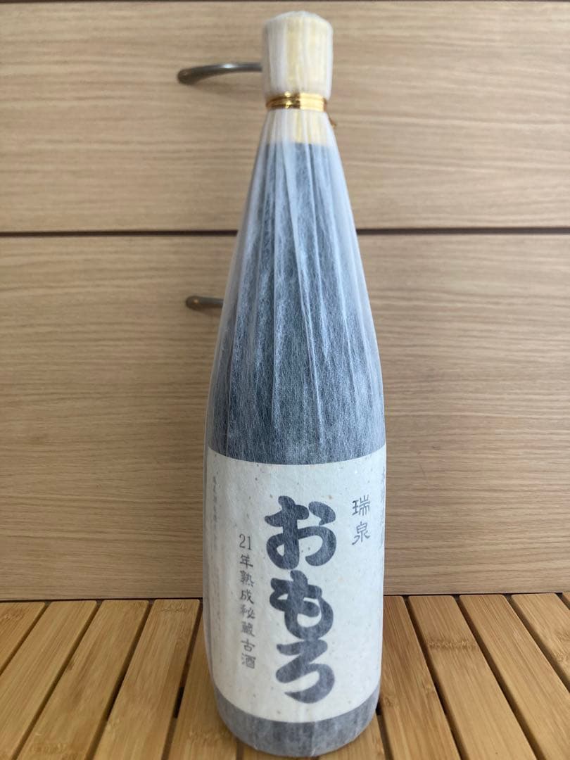 泡盛　おもろ21年　一升瓶　【極希少】