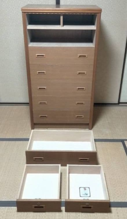 【送料込】大型 縦長 鍵付き タンス 引き出し 昭和 レトロ 収納 家具 箪笥