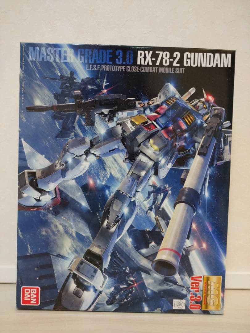 バンダイ MG 1/100 RX-78-2 ガンダム Ver.3.0