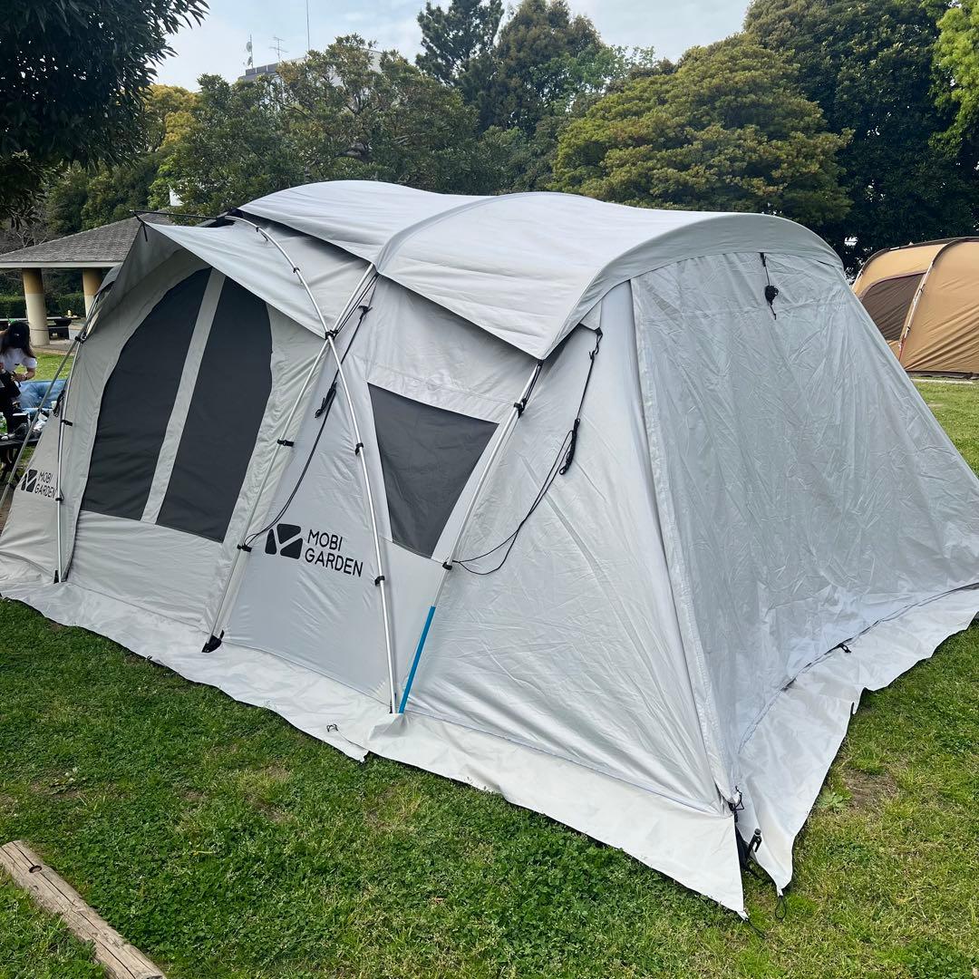 MOBIGARDEN HolidayStarSky 300ファミリー向ツールーム