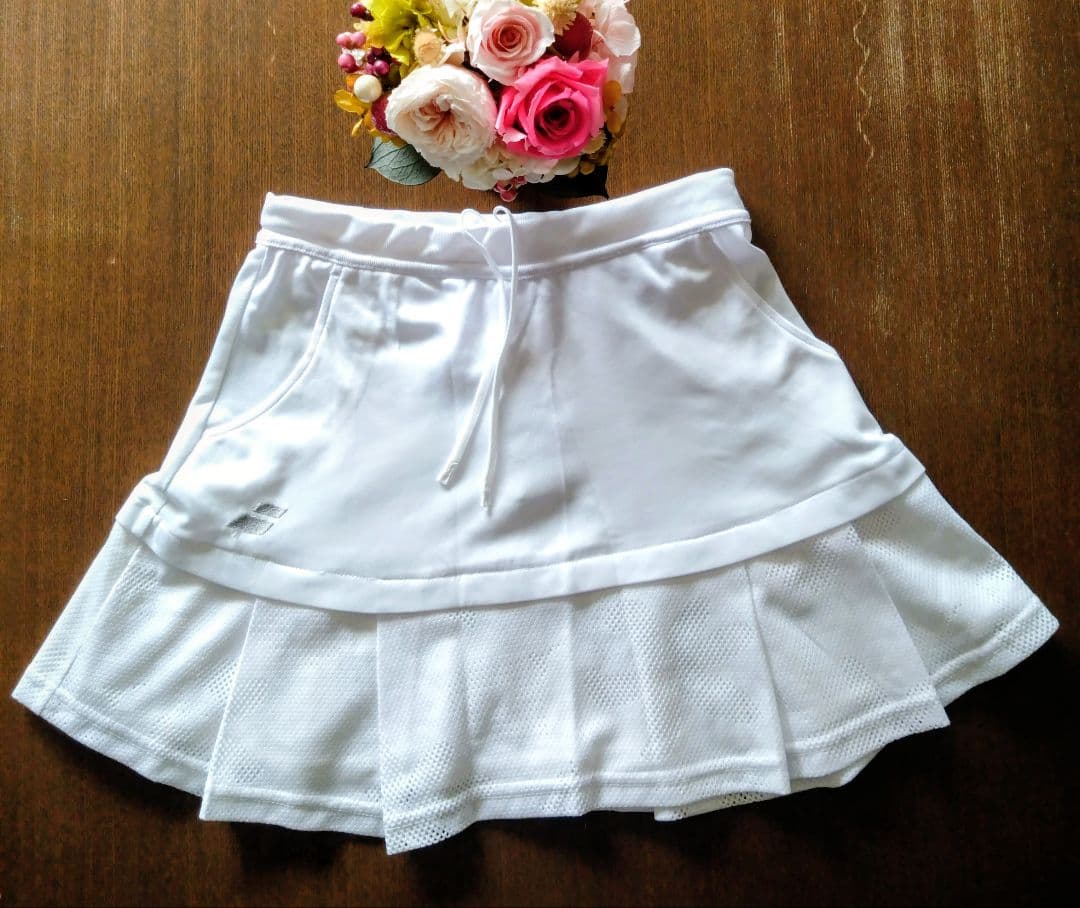 【極美品】バボラ　レディース　テニスウェア　3点セット　Mサイズ