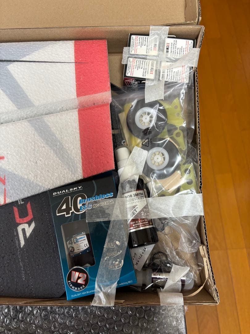 即日発送★ラジコン電動飛行機EPP Edge 540 V3XL メカ付[未組立]