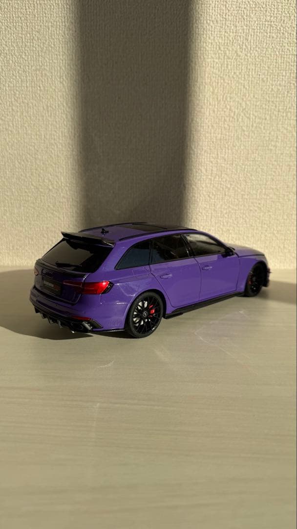 Kilo Works 1/18 アウディ RS4 Darwin Pro