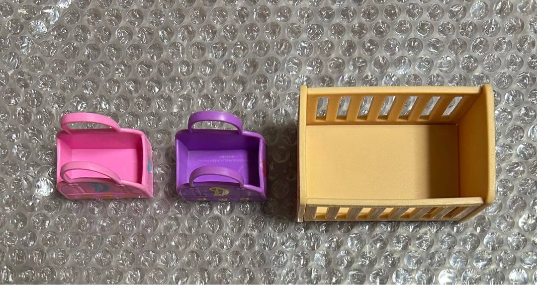 アメトイ　入れ物カゴとベッド