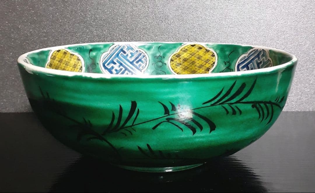 【名品❗】江戸後期～明治初期　再興九谷　青手九谷　獅子に牡丹図　20.5cm鉢