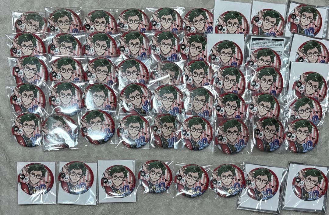 トレイ・クローバー おめかしバースデー缶バッジ48個セット