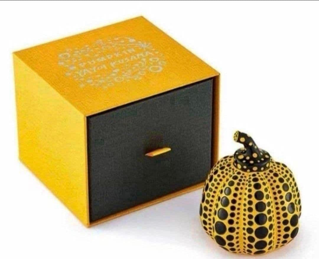 草間彌生 カボチャ （パンプキン） 黄　オブジェ　ペーパーウェイト