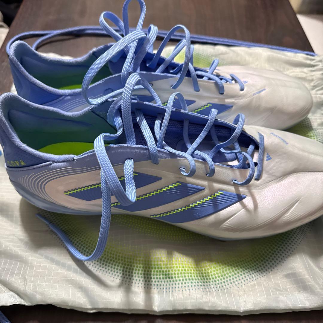 adidas Copa サッカーシューズ ホワイト/ブルー