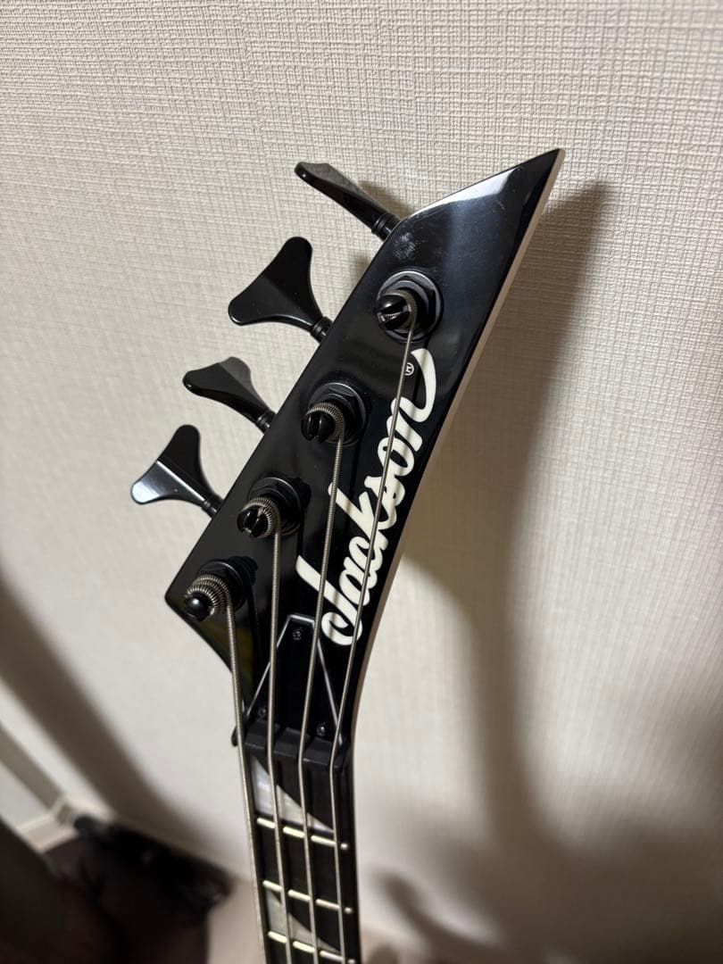 Jackson / Minion JS1X コンパクトベース 美品