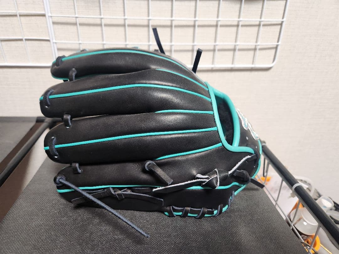 RYU 限定グローブ