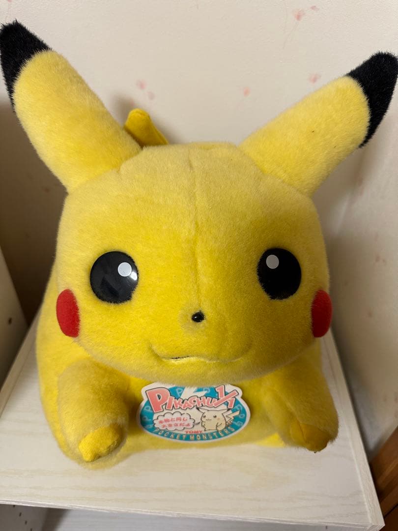 ピカチュウ　等身大ぬいぐるみ　1/1 TOMY ポケモン