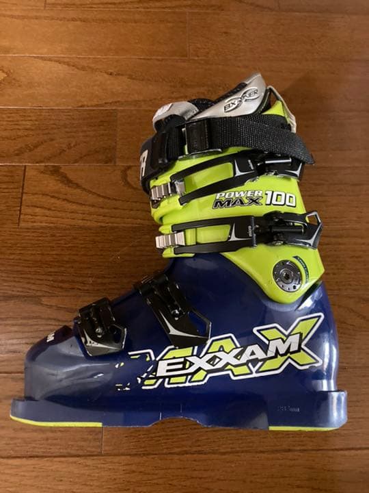 スキーブーツ　レグザム　ブースター付き