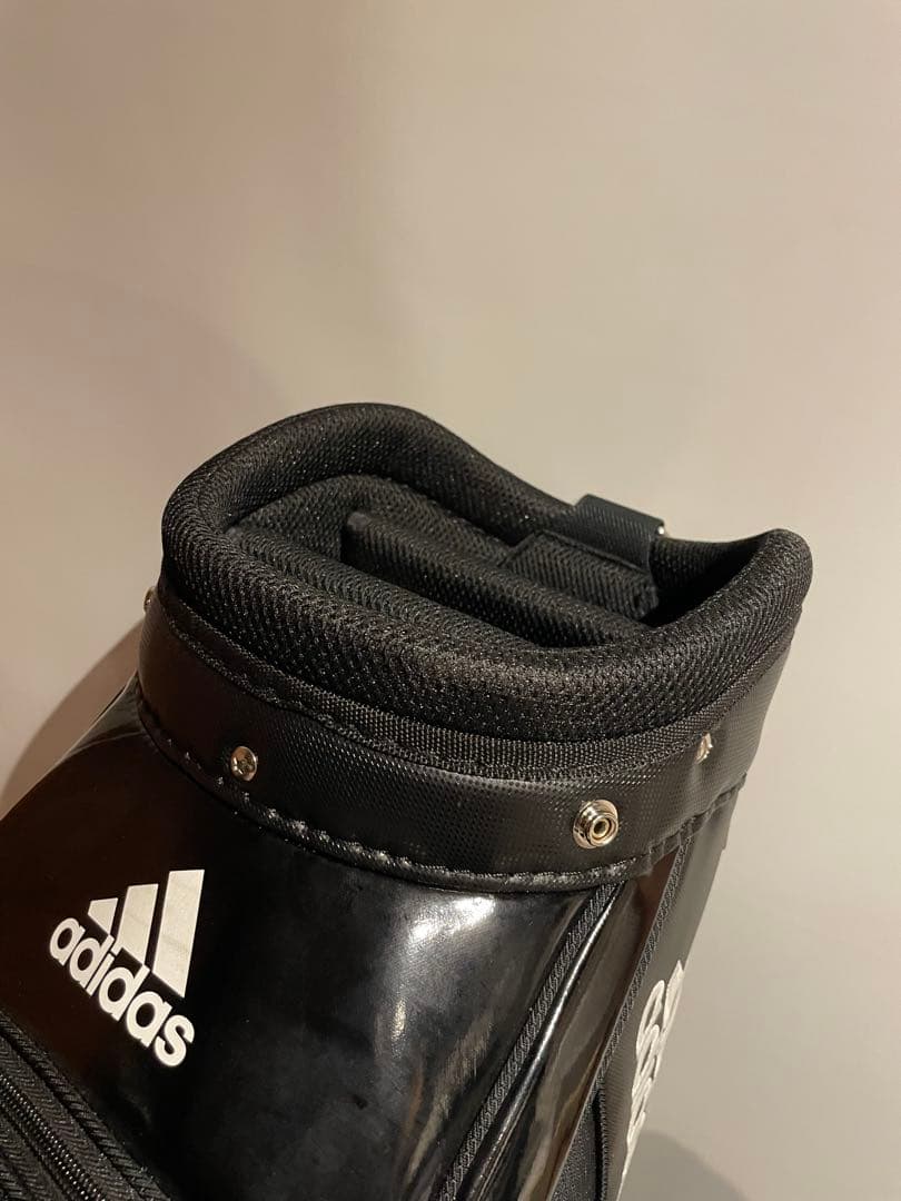 極上美品　アディダス　ゴルフバッグ　キャディバッグ