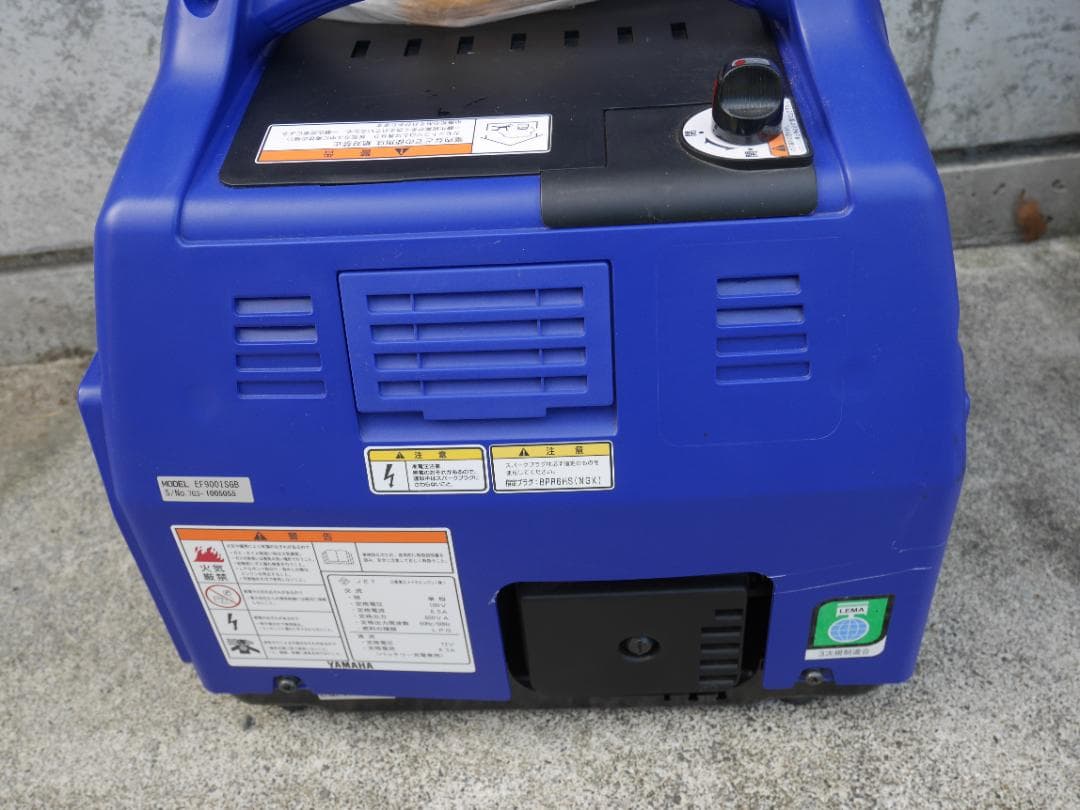 最終値下げYAMAHA EF900iSGBインバーター携帯発電機ほぼ新品