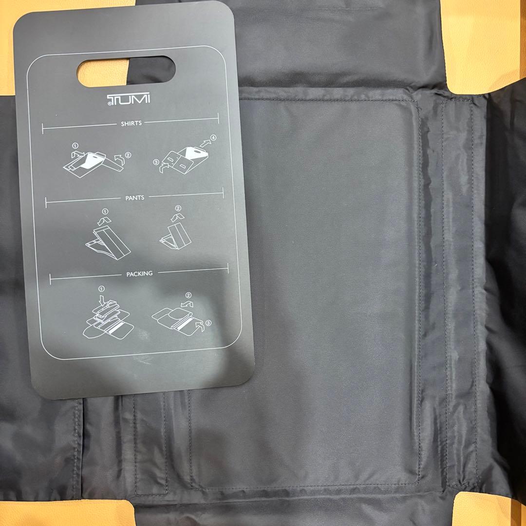 新品TUMI　旅行や出張にシワにならずに収納できる優れもの大容量パック　希少限定