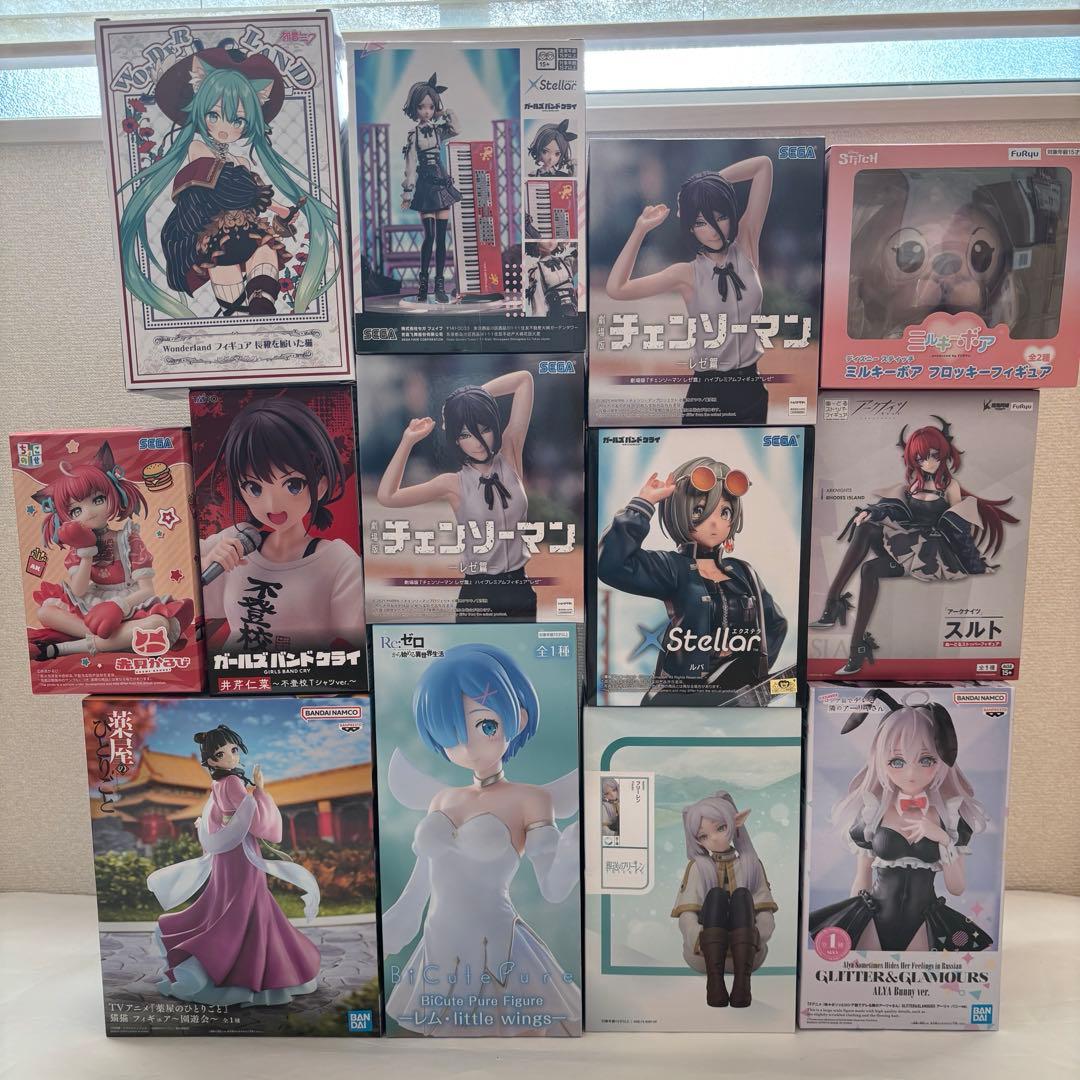 最新　アニメキャラクターフィギュア 13点セット