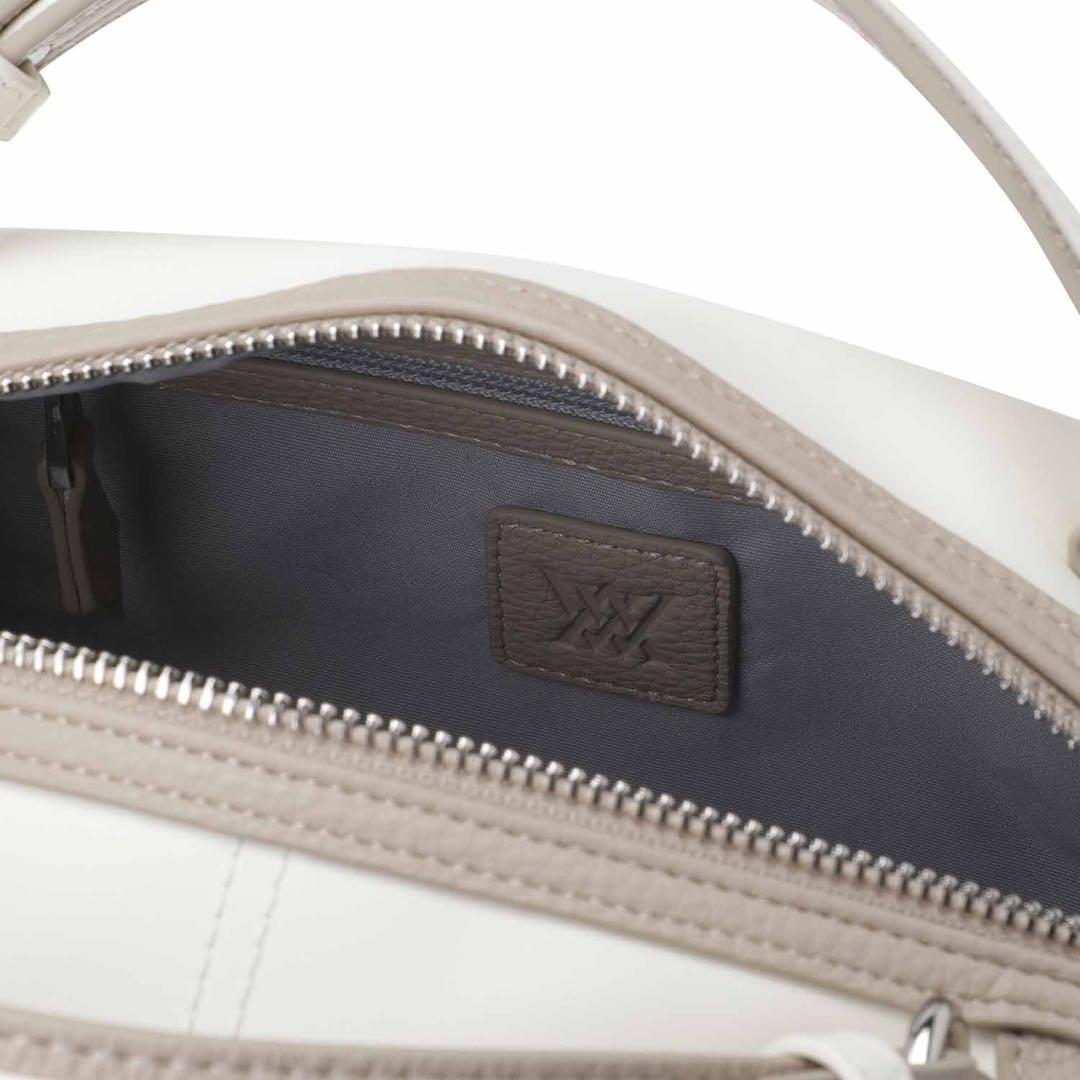 新品タグ付き❤️完売品⭐️ANEWバッグ