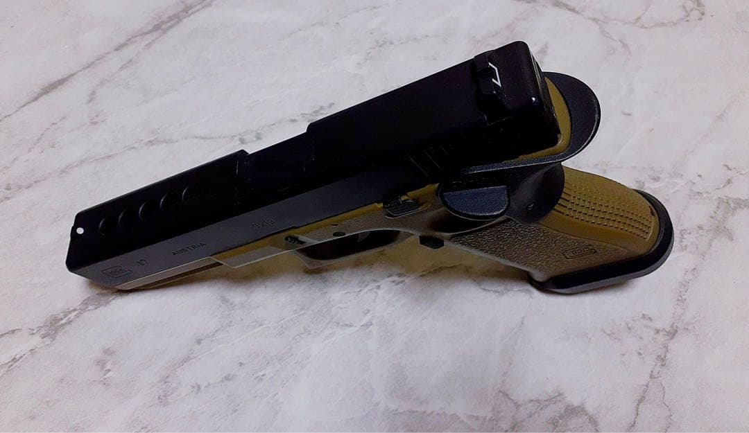 東京マルイ製 ガスブローバック グロック