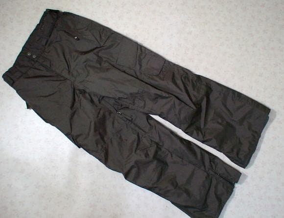 24266　IGNIO レディース　スノボパンツ　こげ茶　サイズＭ