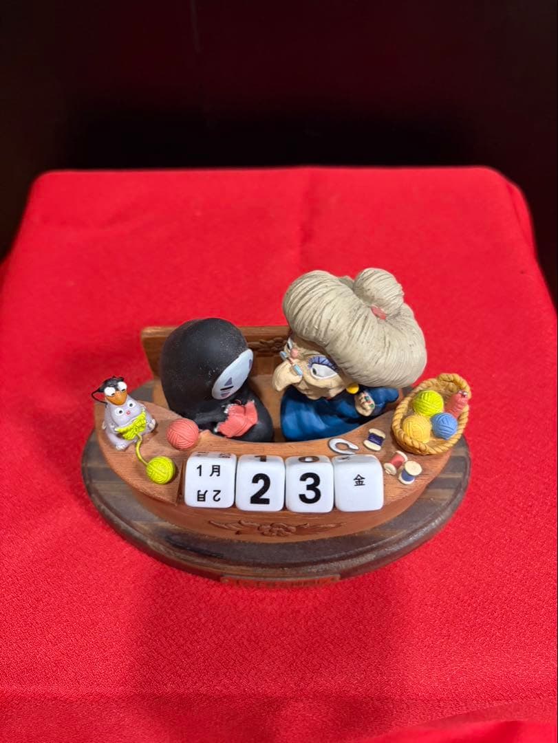 千と千尋の神隠し置物オブジェ カオナシ　湯婆婆　スタジオジブリ万年カレンダー