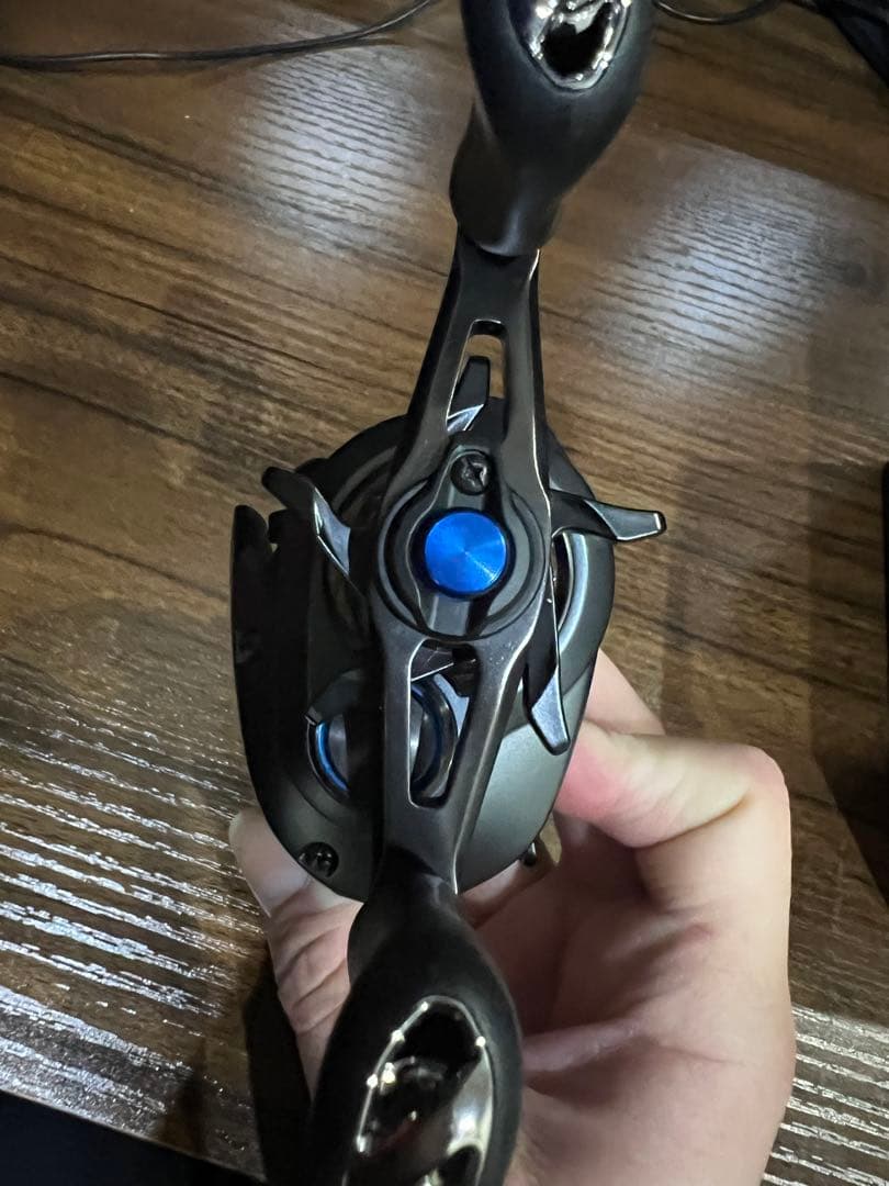 【SHIMANO】 シマノ SLX DC 70 6.3 右巻き 保証書付き☆美品