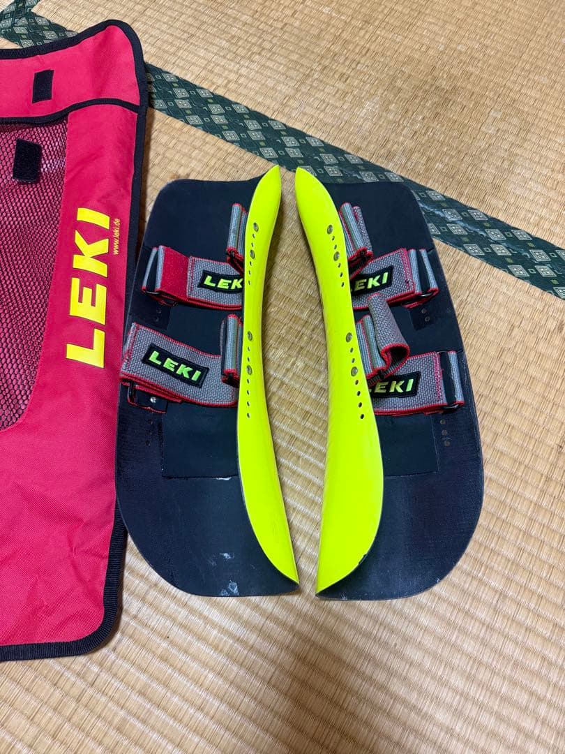 LEKI カーボンレガース ブラック/イエロー