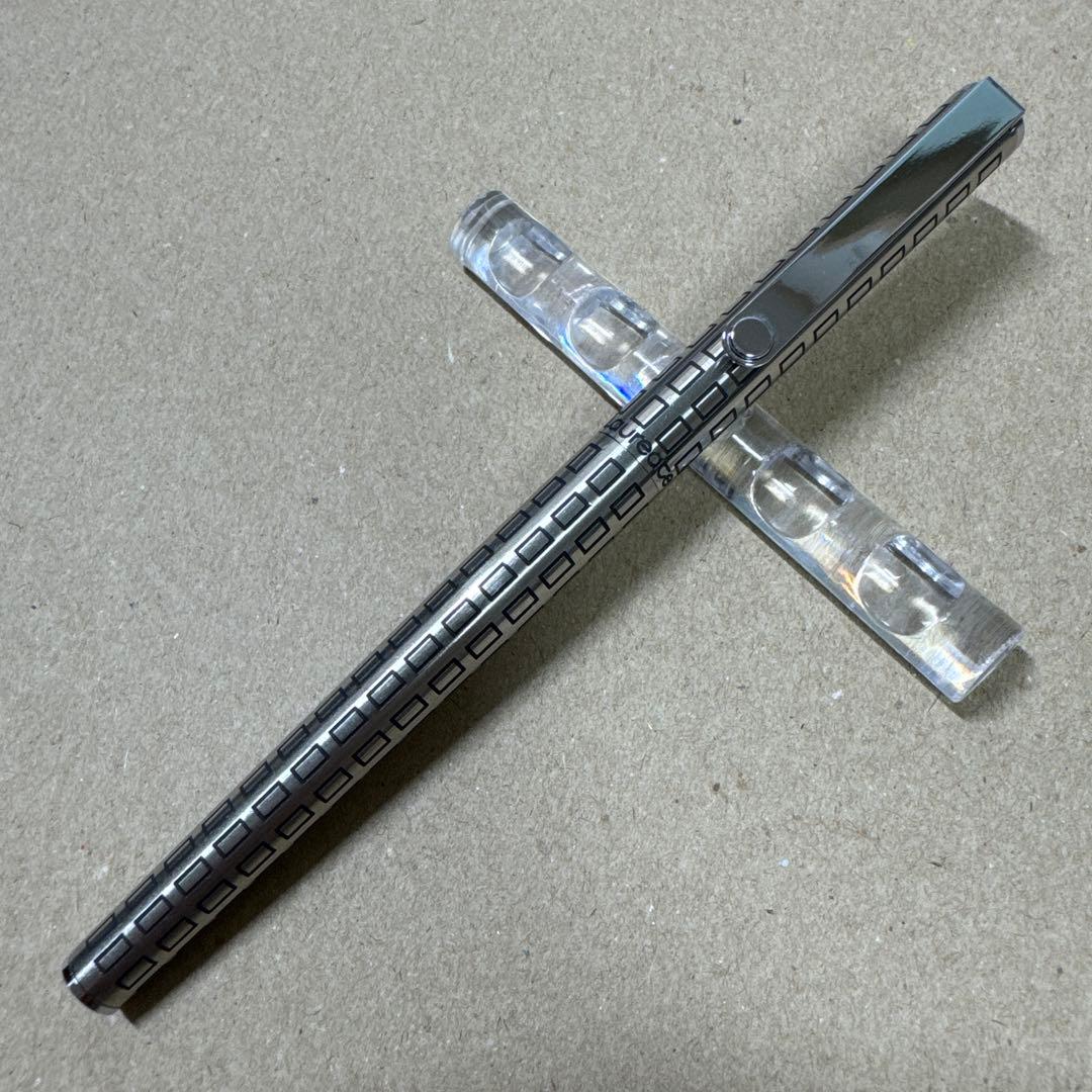 珍品 廃盤 PILOT パイロット ローリート ボールペン 水性 格子 蝕刻