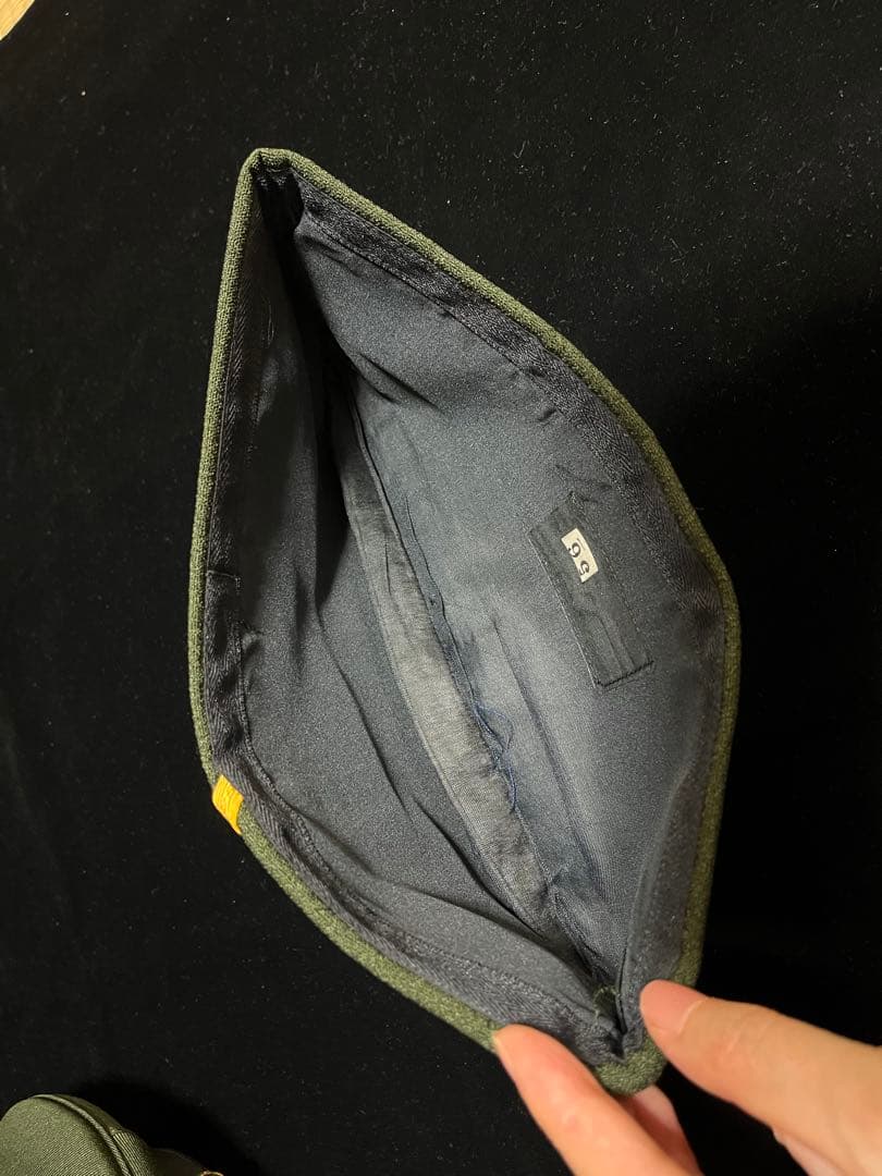 インドネシア国軍　陸軍の帽子2種とベルト　TNI