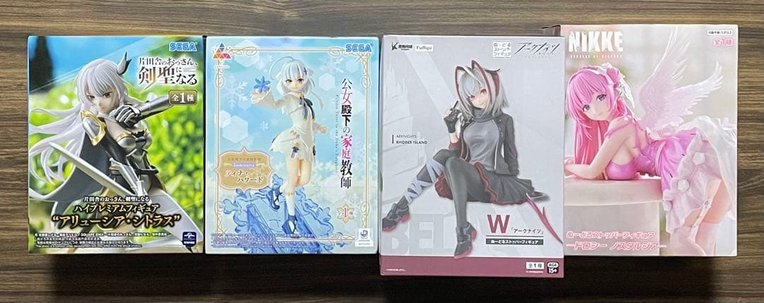 新品・未開封　アニメ　プライズ　フィギュア　29点まとめ売り