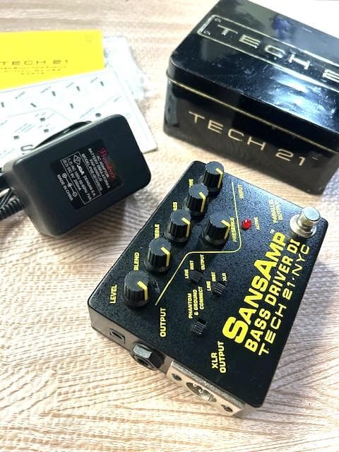 SansAmp BASS D DI サンズアンプ　tech21