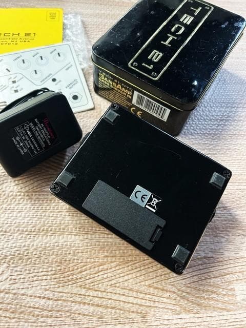 SansAmp BASS D DI サンズアンプ　tech21