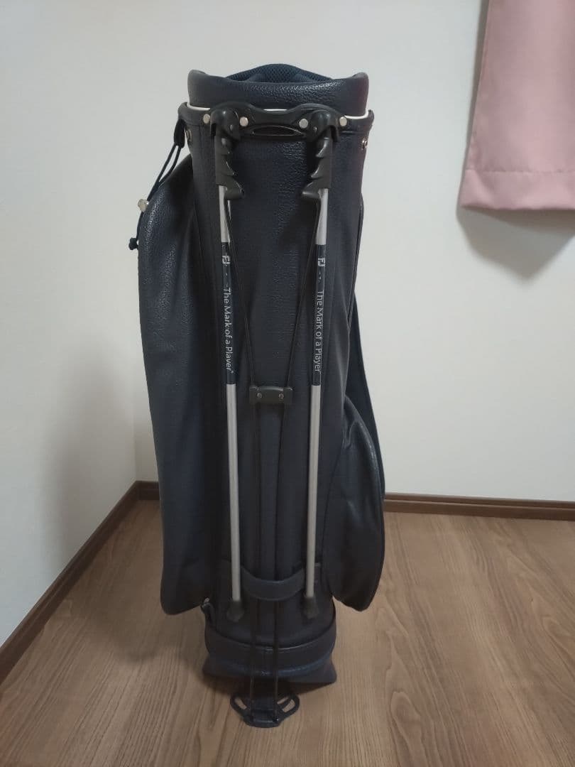 FJ フットジョイ　ネイビー キャディバッグ
