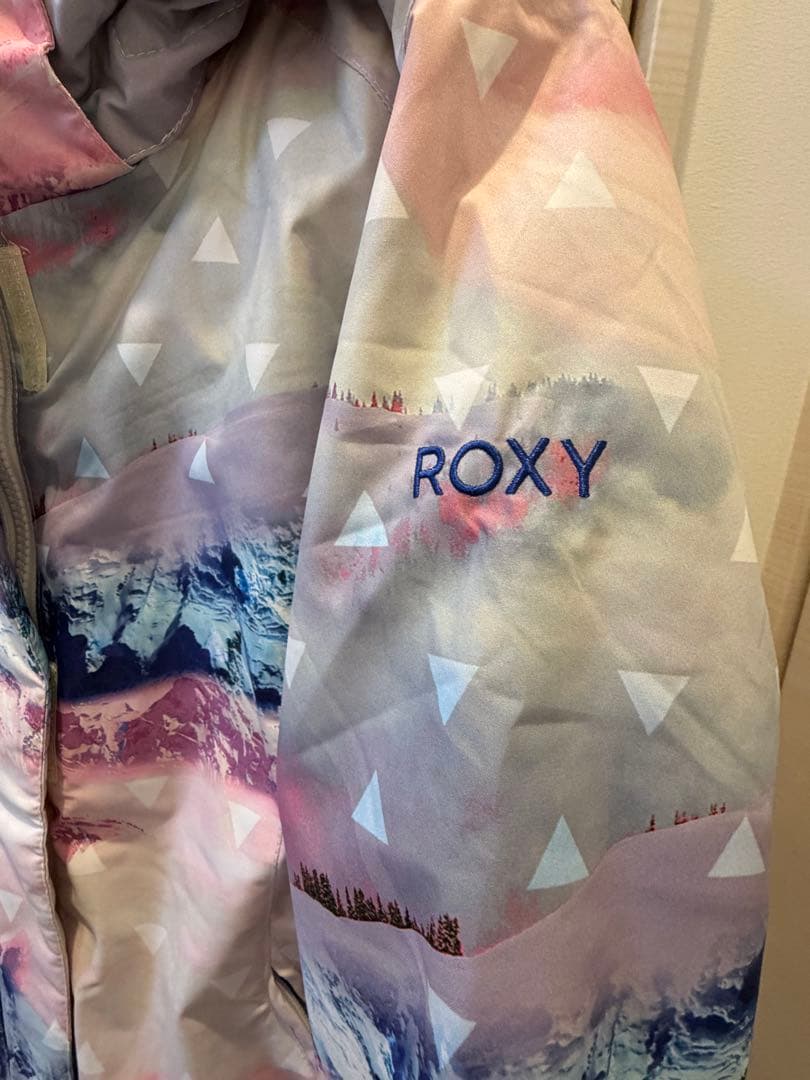 ROXY スノーボードウェア マルチカラー　ピンク系