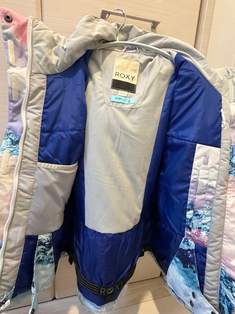 ROXY スノーボードウェア マルチカラー　ピンク系
