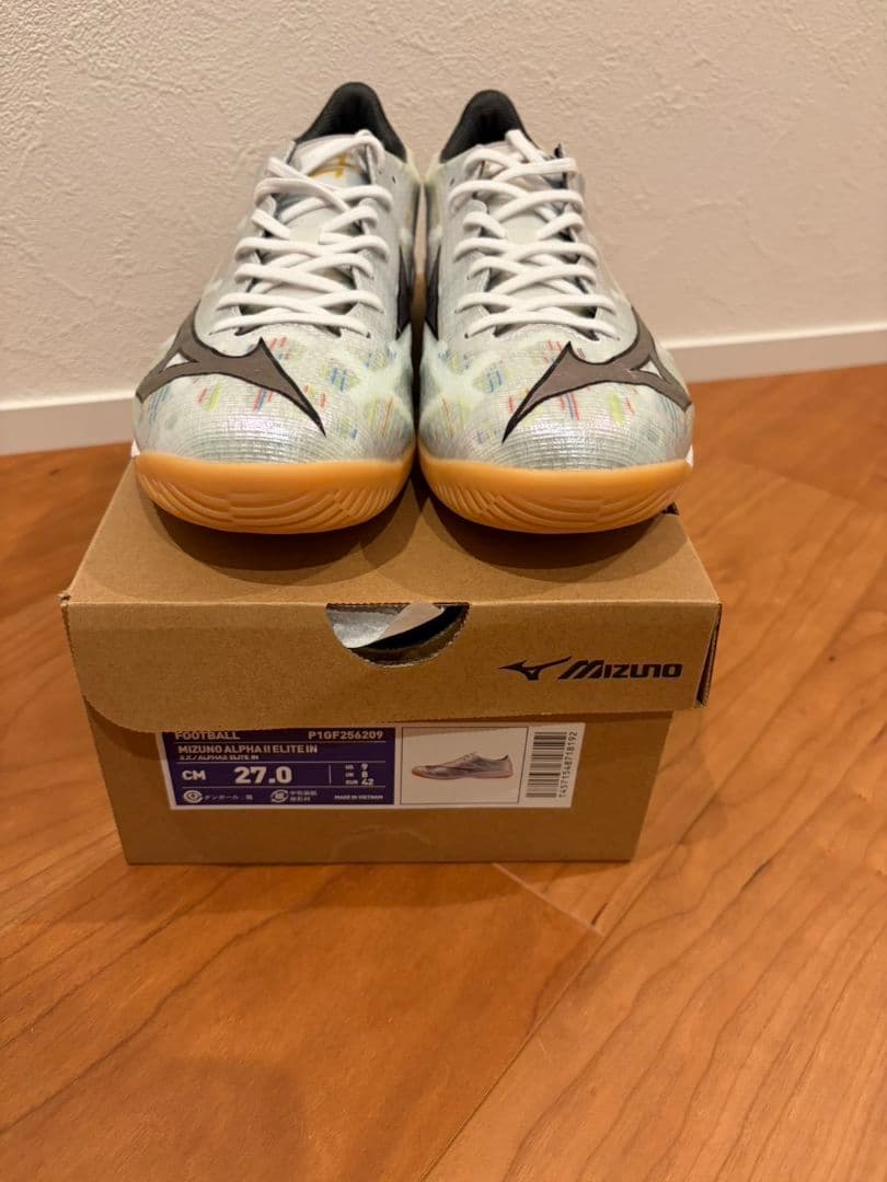 週末限定お値下☆新品【フットサルシューズ】ミズノアルファ 2 ELITE IN