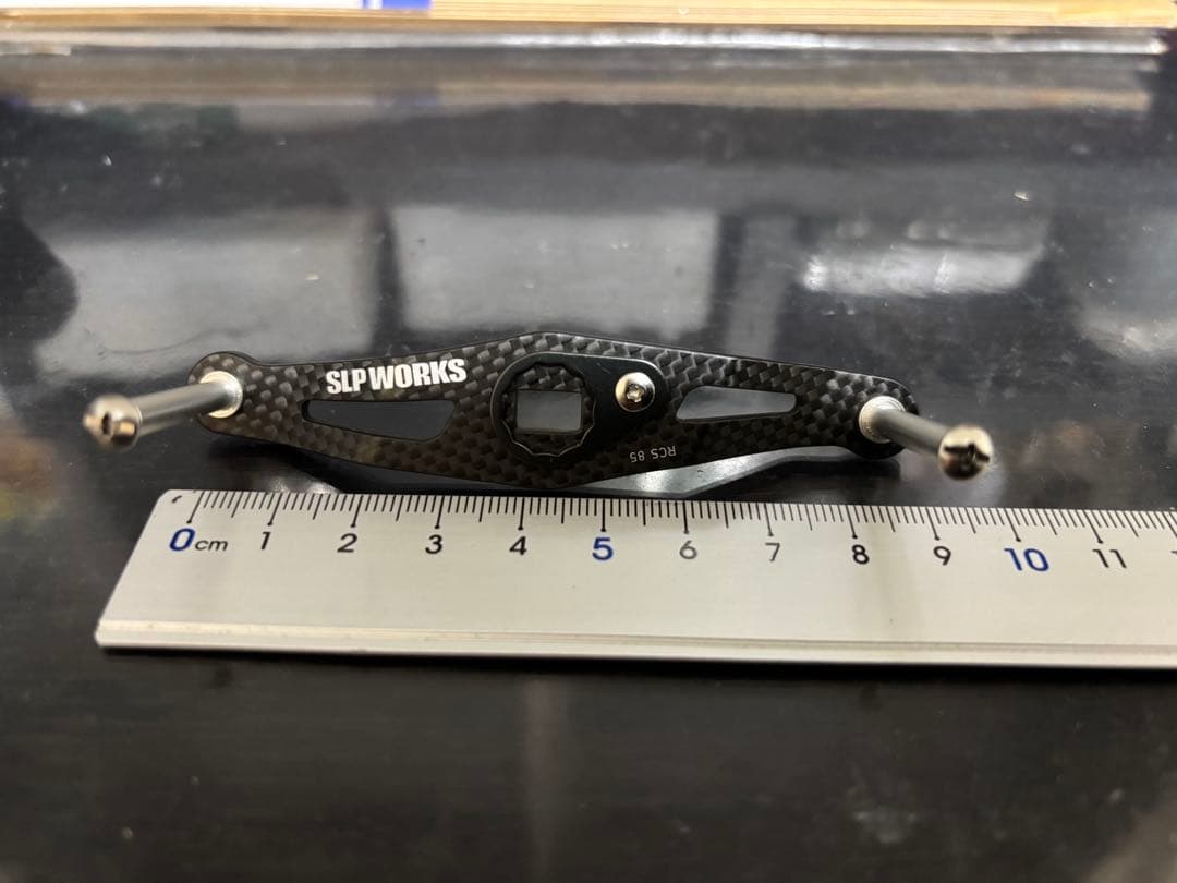 東*読様 ダイワ SLPワークス カーボンクランクハンドル 85mm