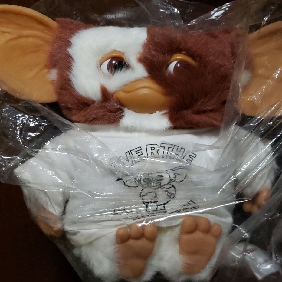 オーバーザストライプス　グレムリン　ぬいぐるみ