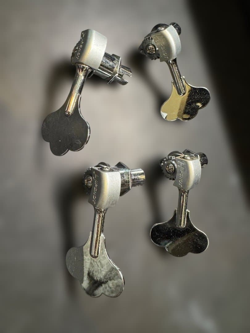 Hipshot （Xotic XPJ-1T 用）ペグ 4個セット