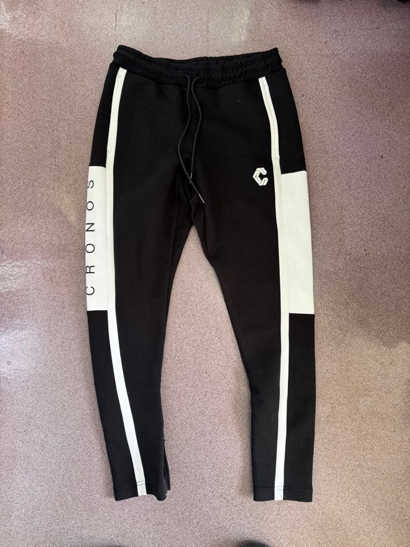 《新作》CRONOS セットアップ　Sサイズ　クロノス