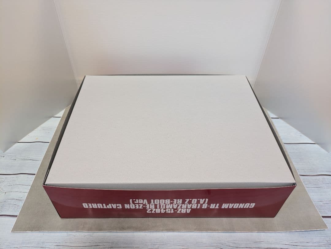 RE1/100 リバウ・HG1/144 ガンダムTR-6レジオン鹵獲仕様