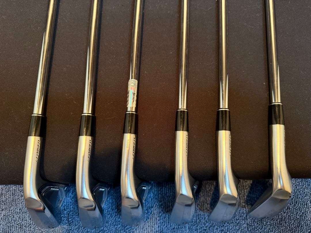 【人気No.1】SRIXON zxi5 6本(5-P)/MODUS105 S右