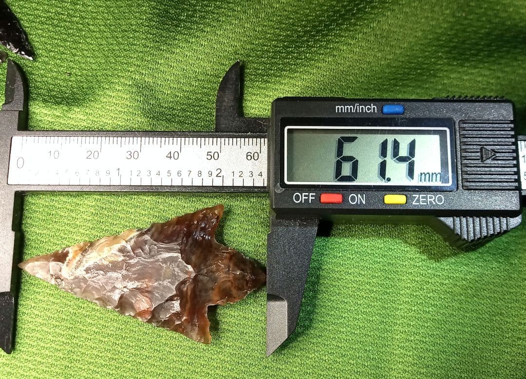 アイヌ仕様Pro。 有舌尖頭器 石器 原始時代　 模写