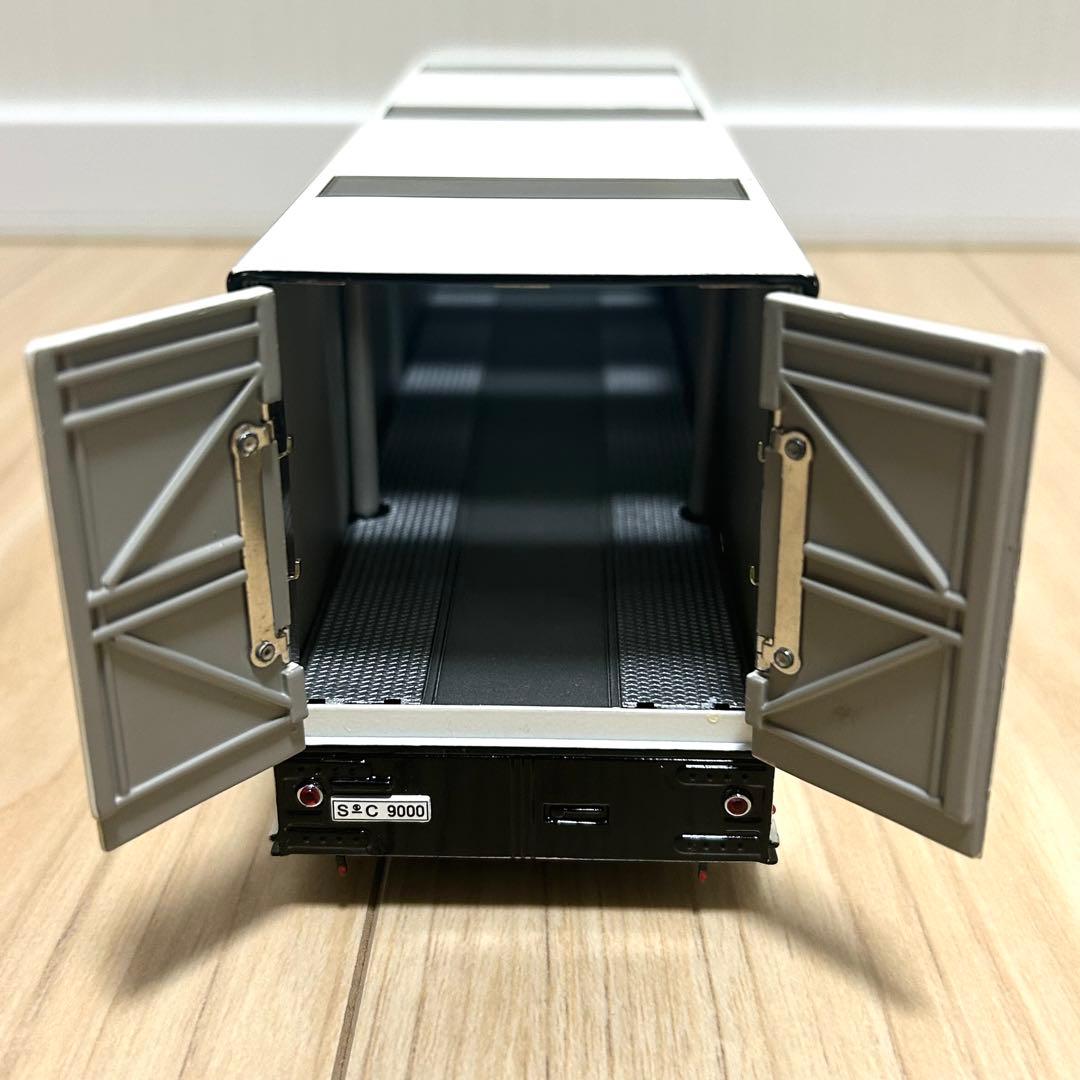 プレミアムクラシックス 1/43 マルティーニ ポルシェ トランスポーター