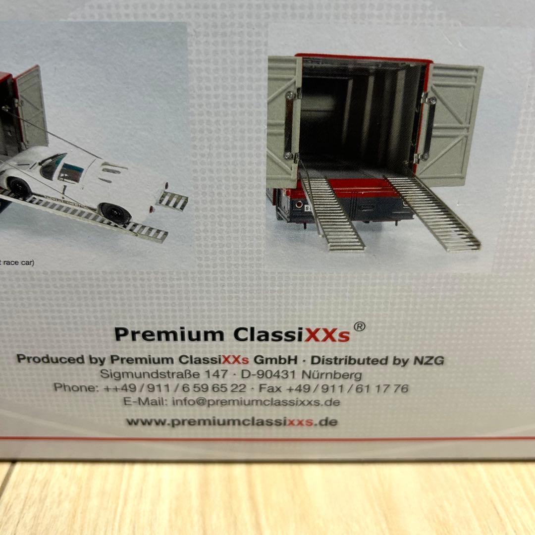 プレミアムクラシックス 1/43 マルティーニ ポルシェ トランスポーター