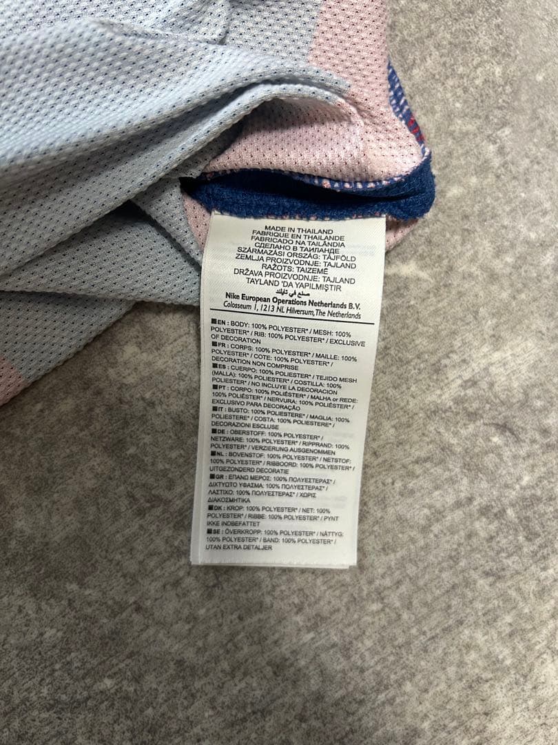 美品　FCバルセロナ　10-11ユニフォーム　メッシ　L