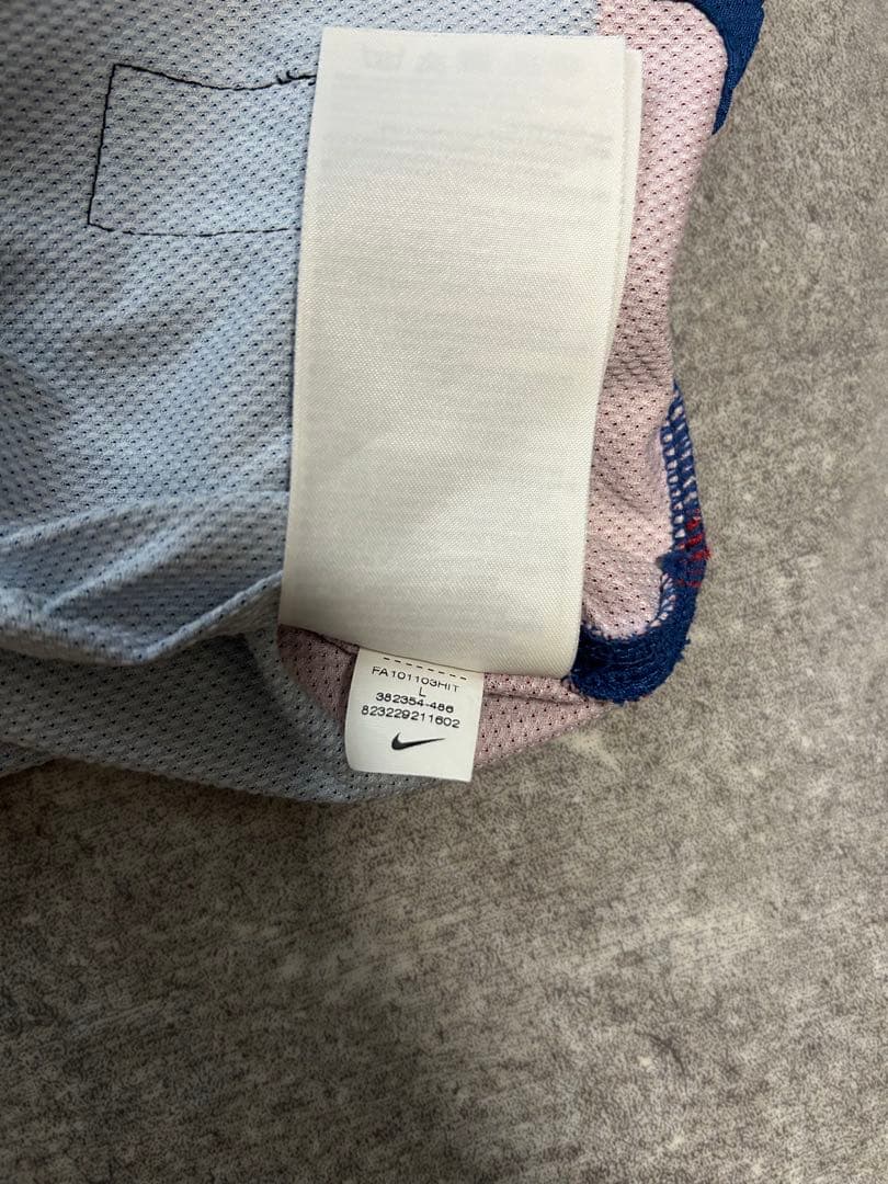 美品　FCバルセロナ　10-11ユニフォーム　メッシ　L